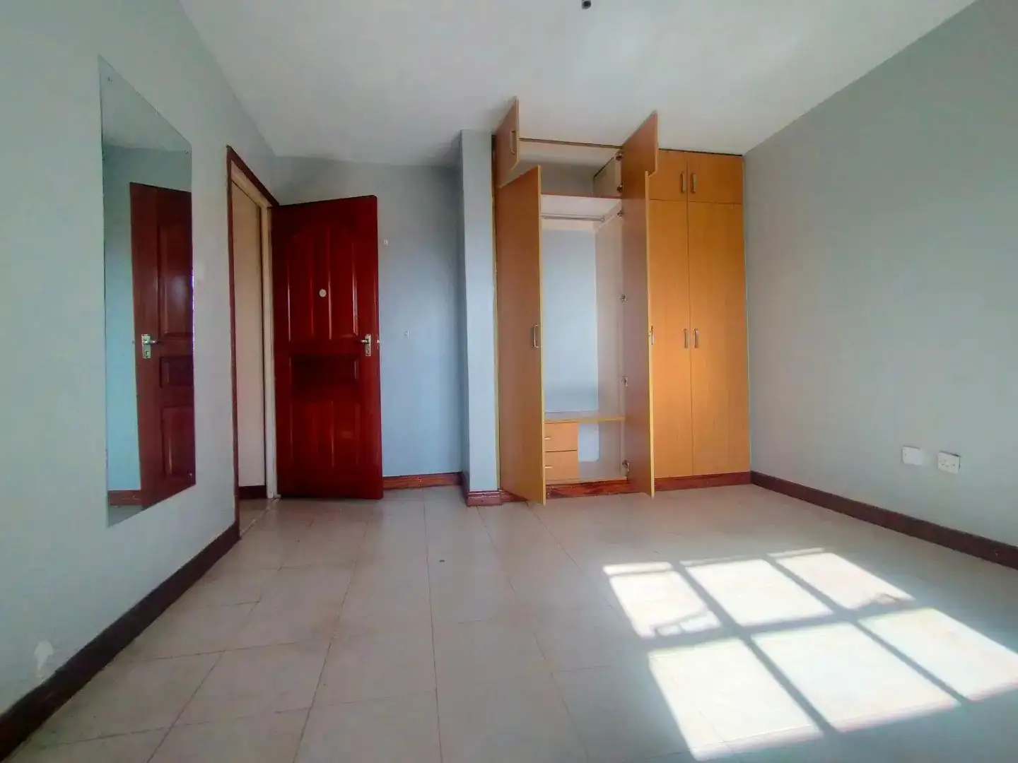 Lovely 3 bedroom apartment to let in Karen Image