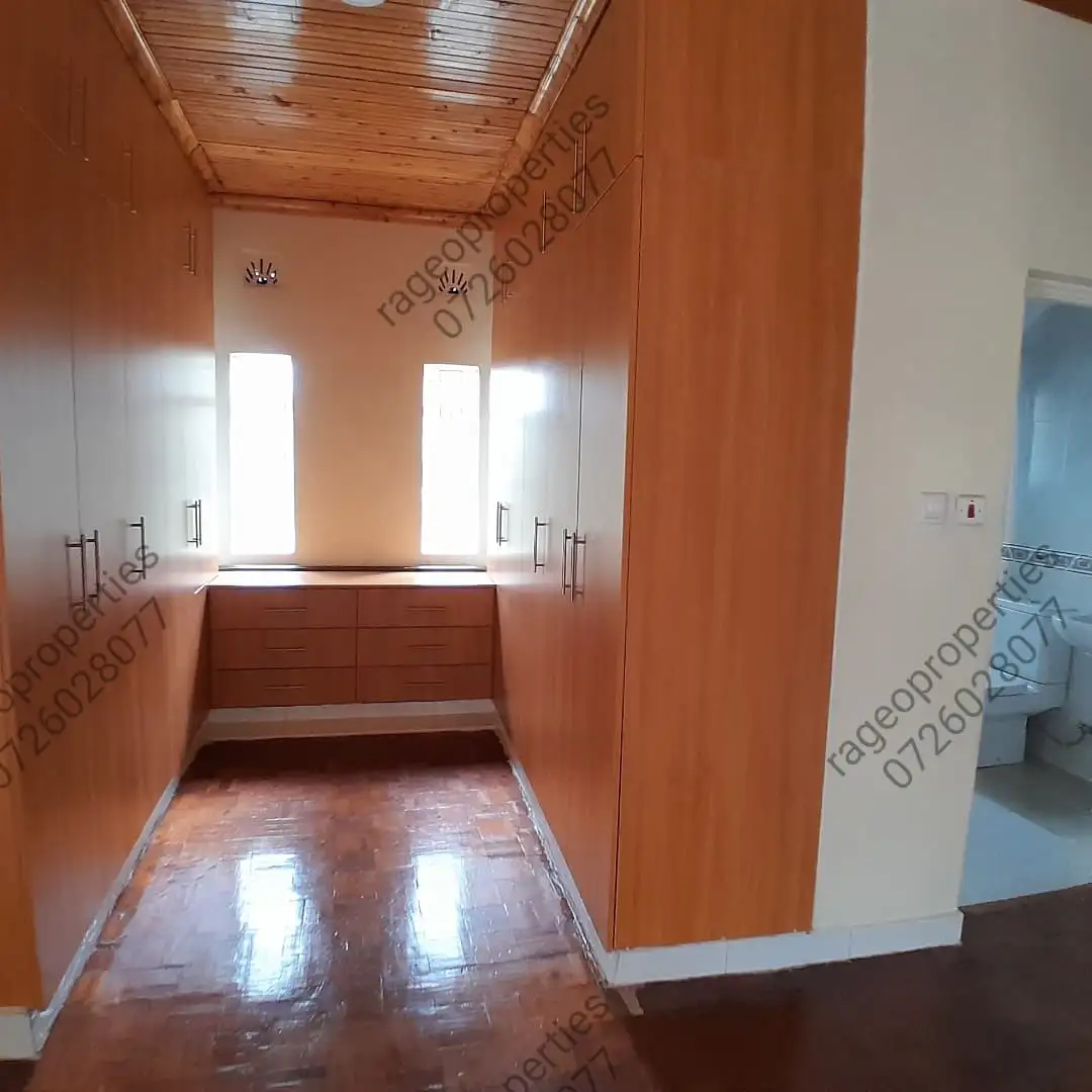 4 bedroom maisonette for rent in Karen Image