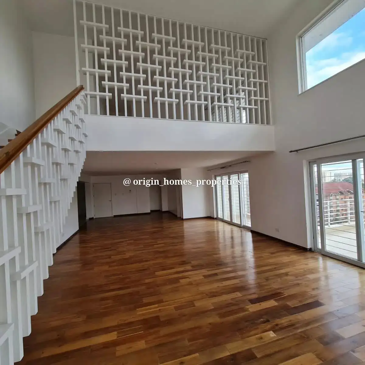 Exquisite 4 Bedroom Penthouse Apartment For Sale Image