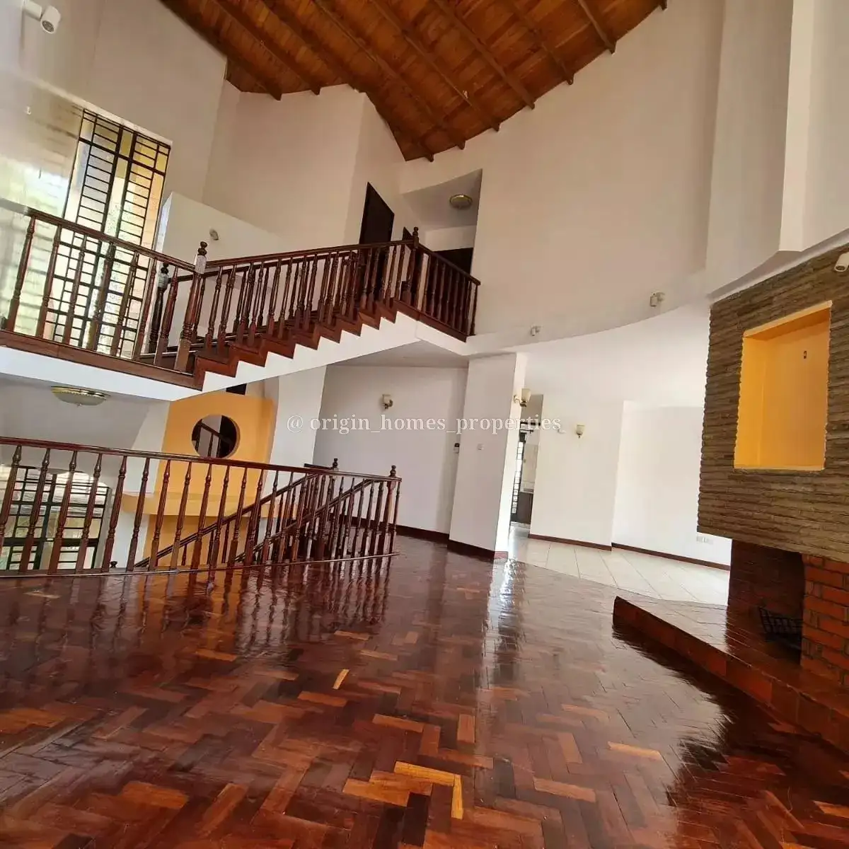 4-bedroom townhouse with a dsq for sale in Lavington Image