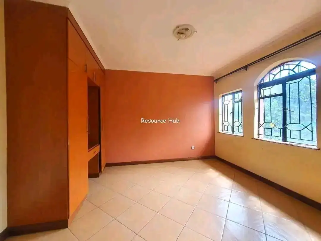 5 bedroom maisonette to let in Kitisuru.  Image