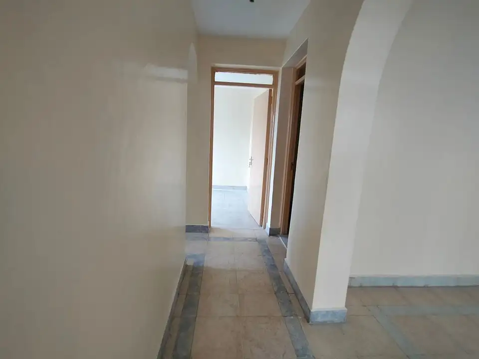 Spacious 3 bedroom apartment to let langata Image