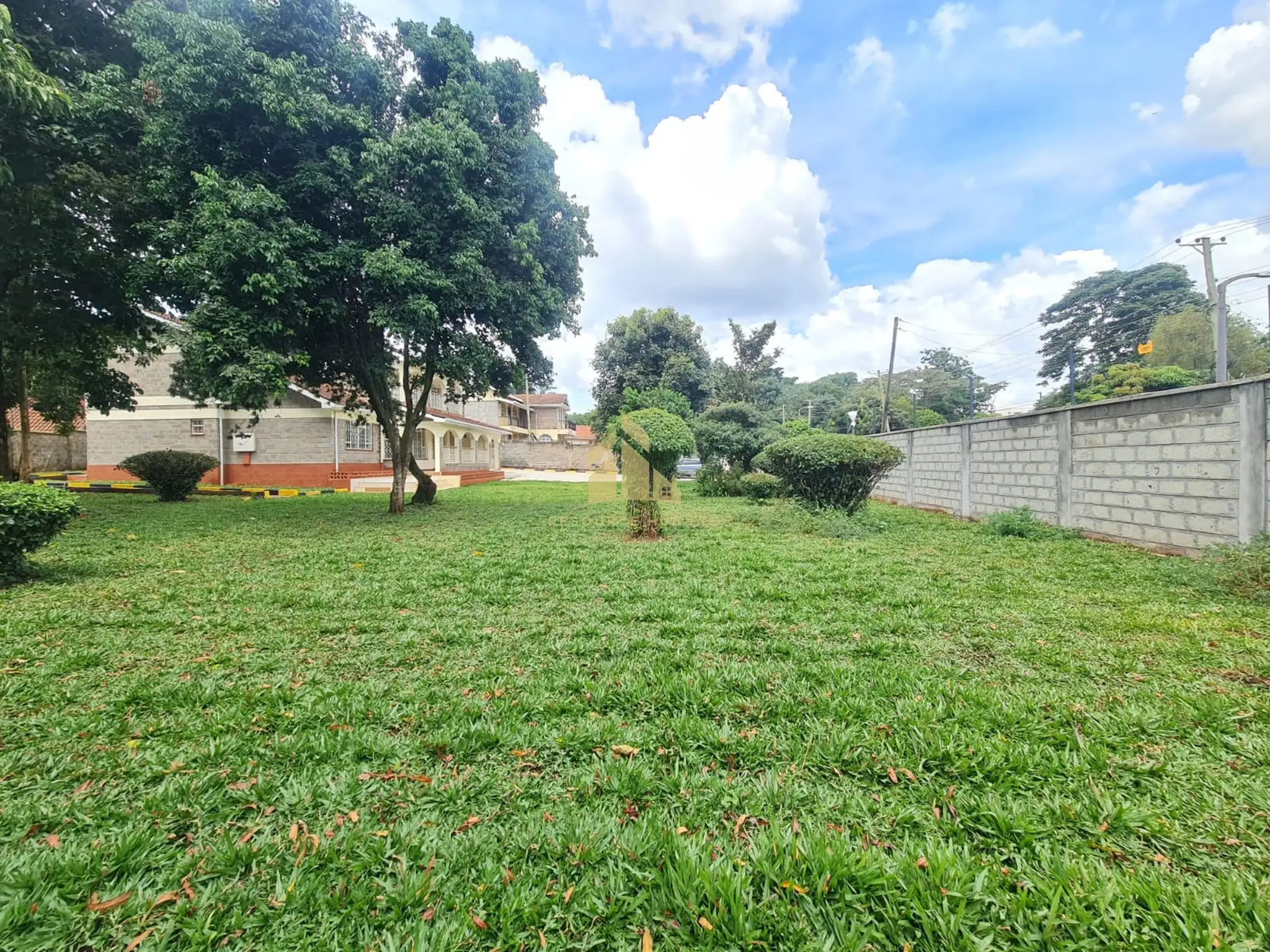 6 Bedroom Maisonette To Let in Loresho Image