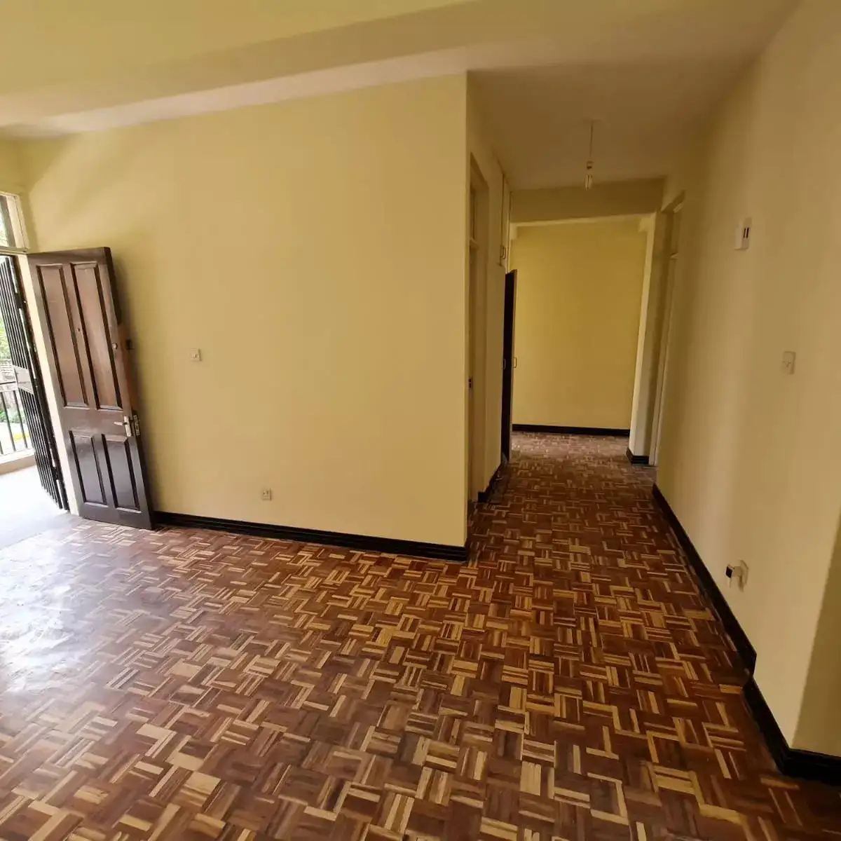 Spacious 3 Bedroom Apartment For Office Use For Rent In Hurlingham Image