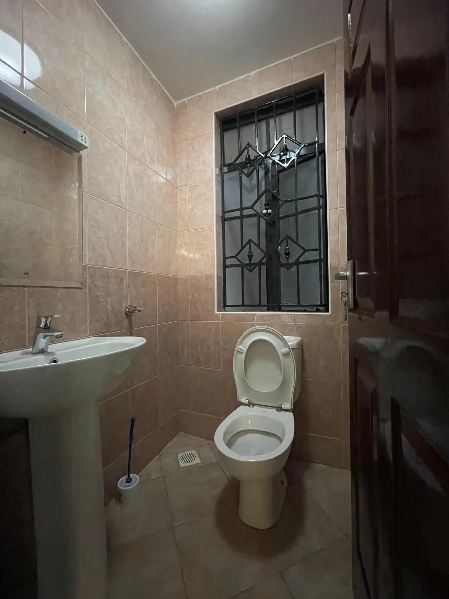 One Bedroom Apartment To Let in Kileleshwa Image