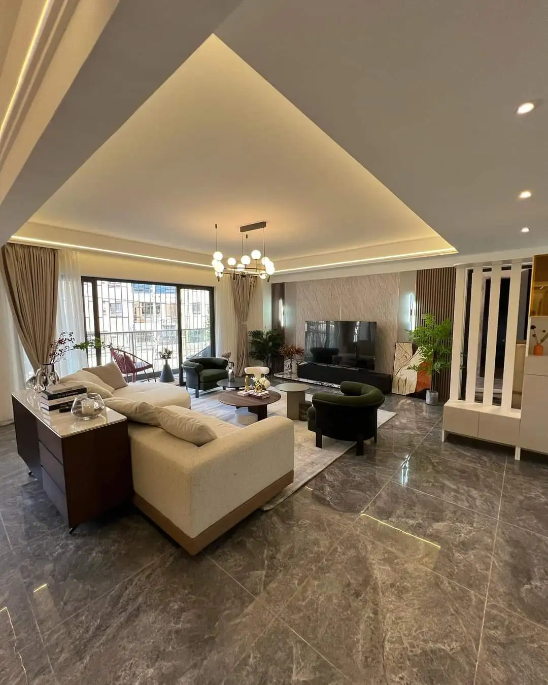 Luxurious 4 bedroom plus dsq for sale in Kileleshwa Image