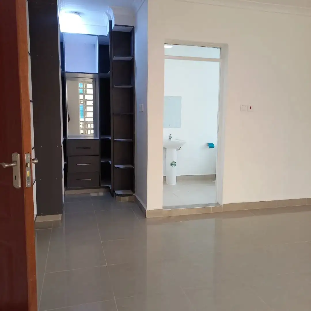 3 and 4 bedroom maisonette for sale in Kitengela. Image