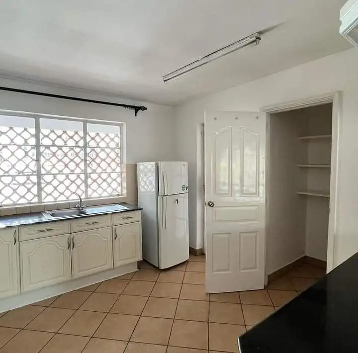 Serene 2 bedroom apartment to let Kilimani. Image