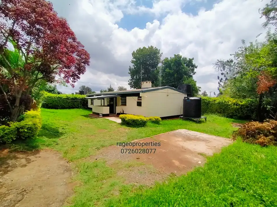 4 bedroom bungalow to let in Langata. Image