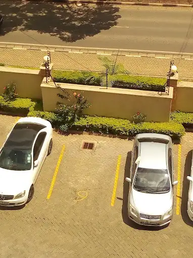 3 bedroom apartment plus dsq to let in Kilimani, Dennis Pritt Road Image