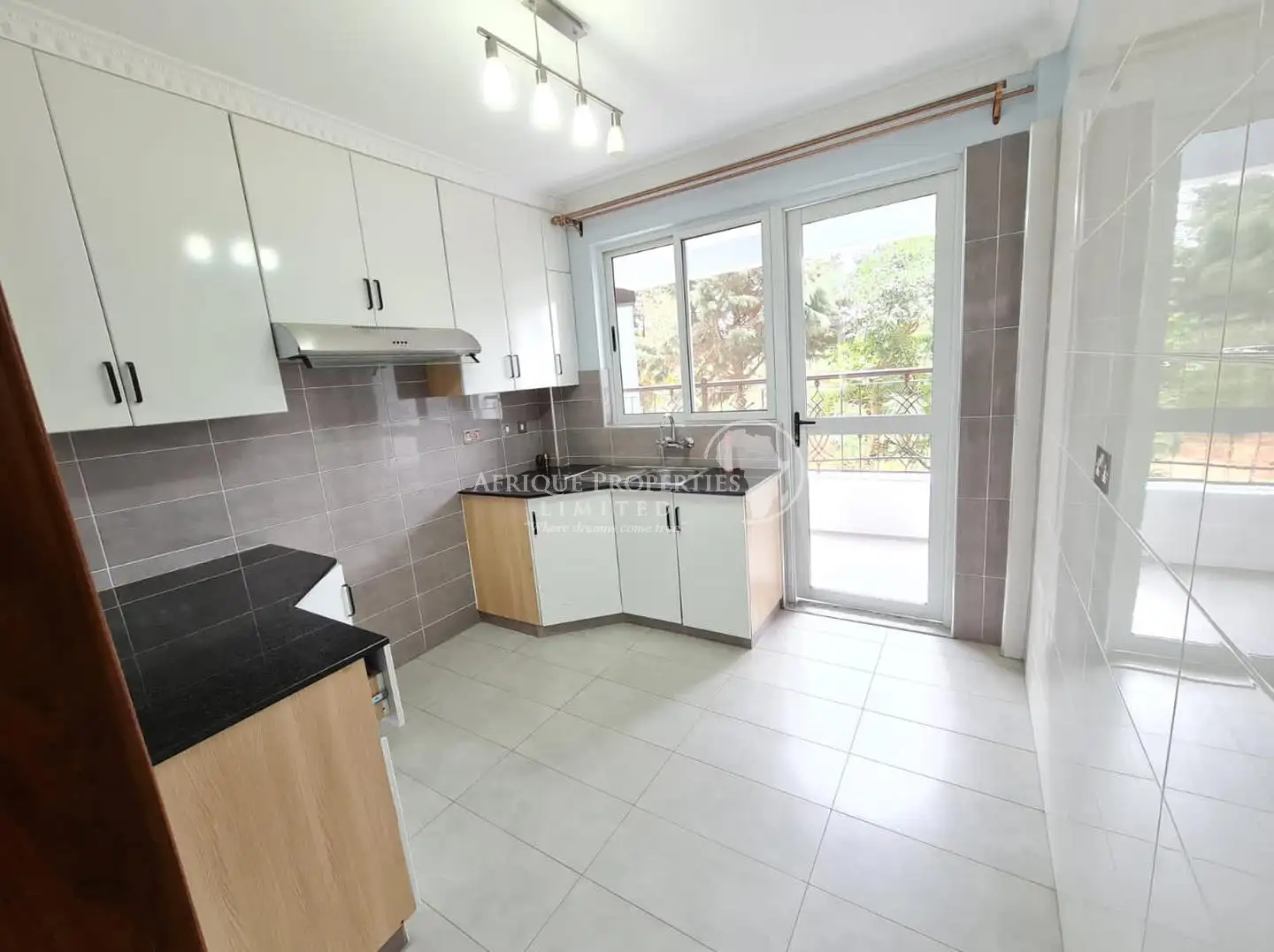 Luxury 3 bedroom apartment for rent in Garden Estate Image