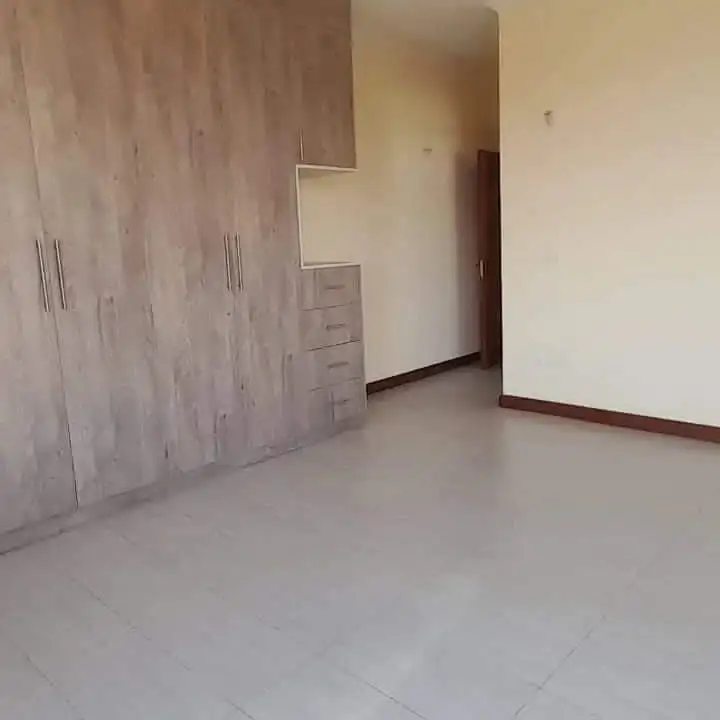 3 bedroom apartment for sale in Safari park along Thika road. Image