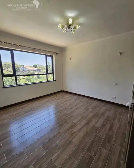 Spacious 3 Bedroom Apartment To Let in Parklands Image