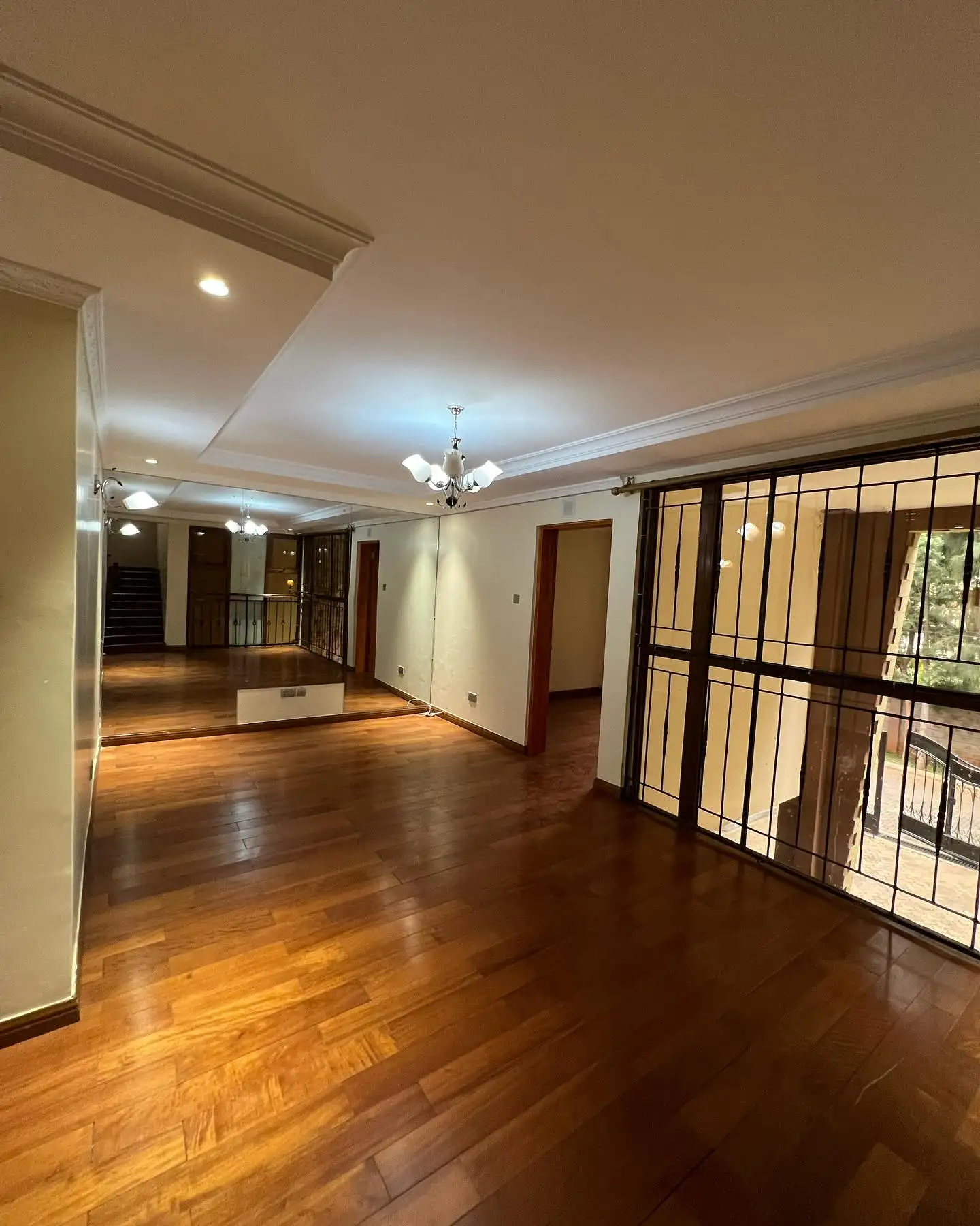 Modern 5 bedroom Vila For Rent in Lavington Image