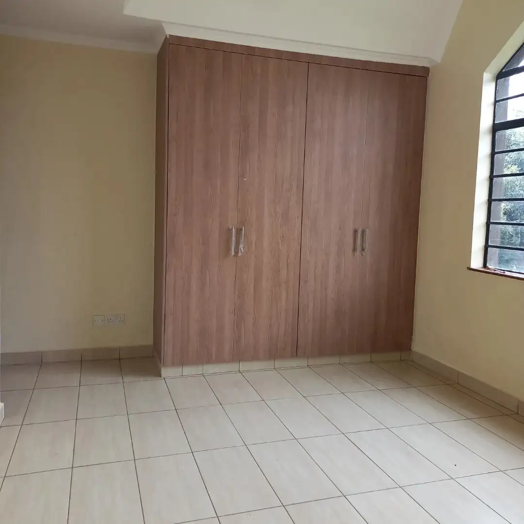 4 bedroom maisonette for sale along kiambu road. Image