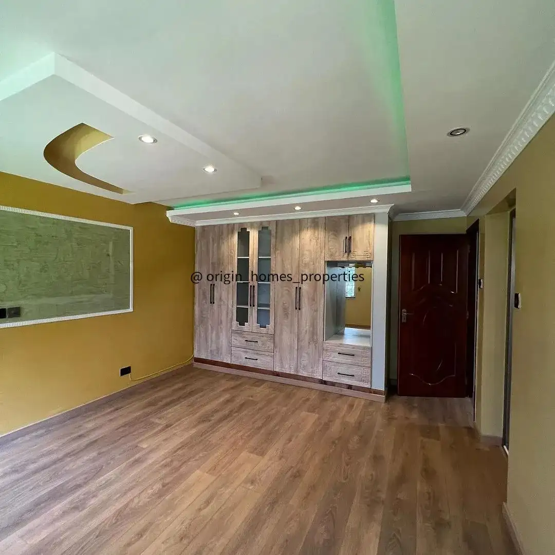 5 bedroom maisonette for sale in Muthaiga Image