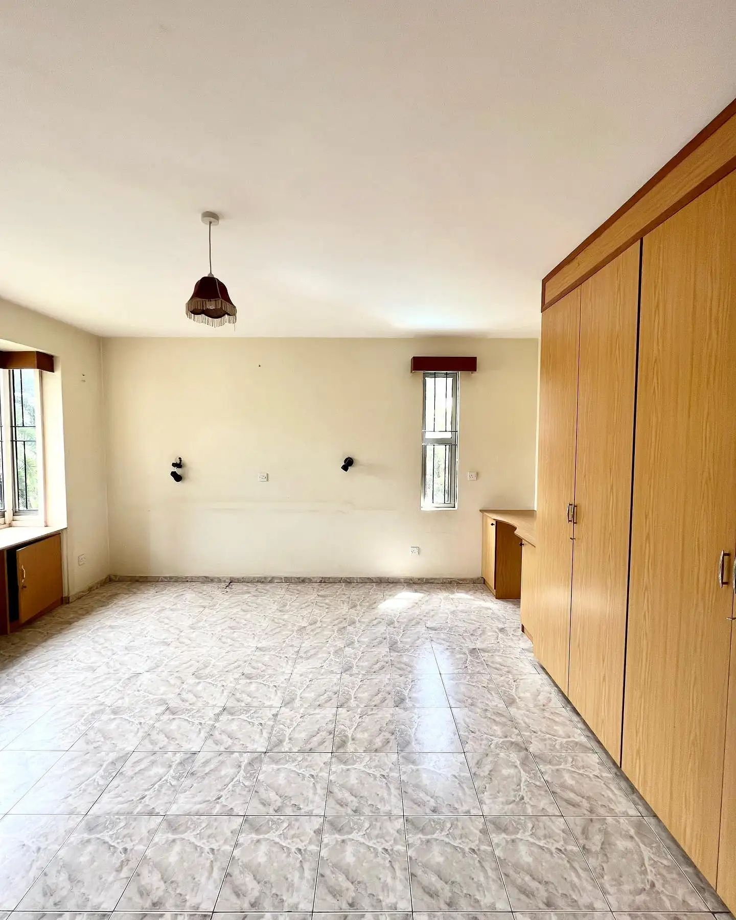 Spacious 3bedroom apartment to let in Kileleshwa Image