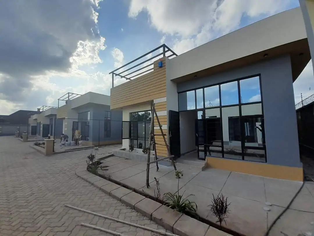 Newly built ultramodern flat roof 3 bedroom townhouse for sale in Ruiru Image