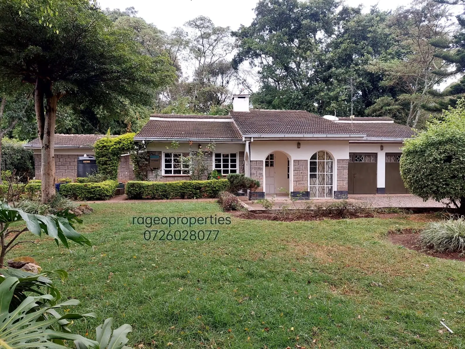 Spacious 3 bedroom bungalow to let in Karen. Image