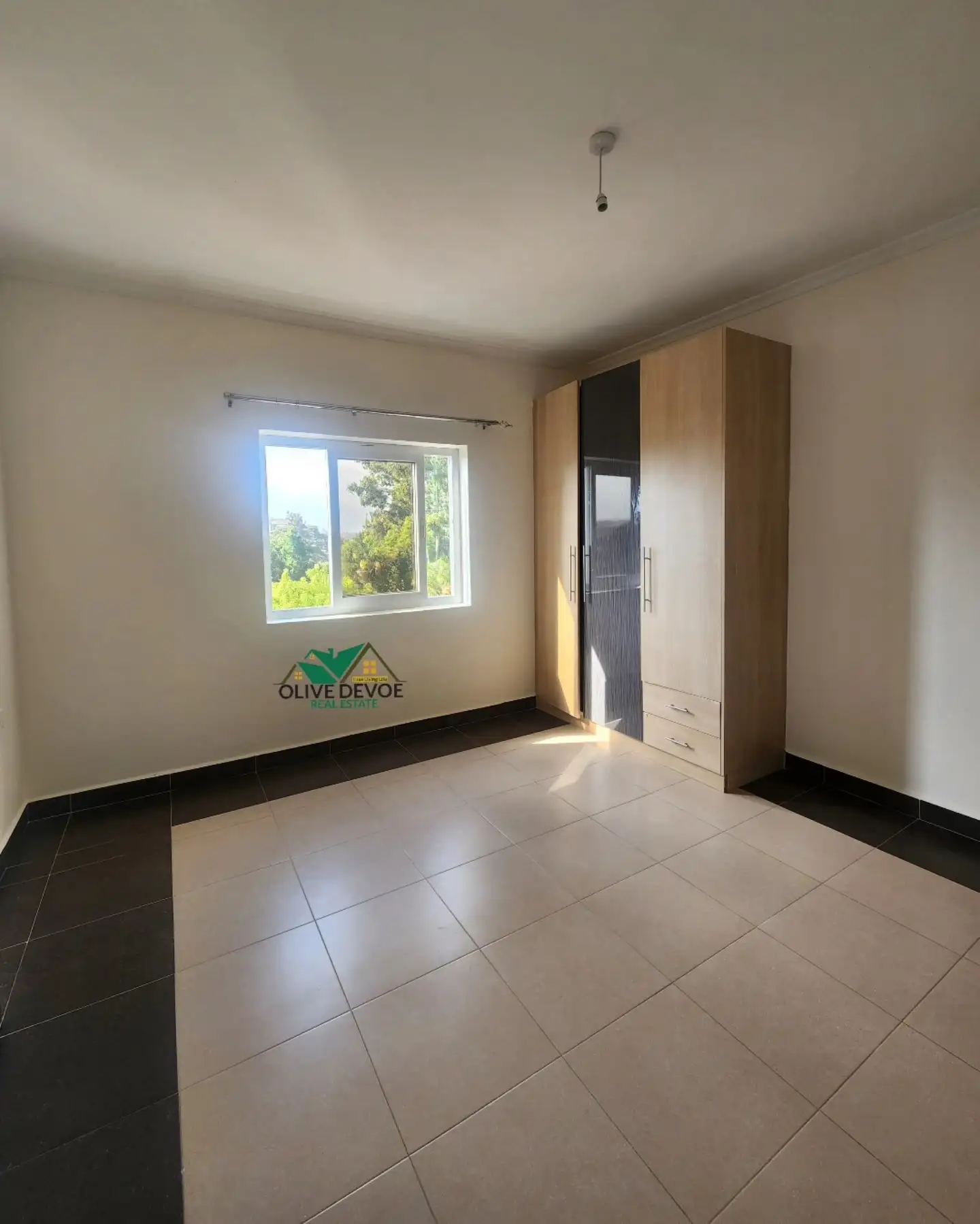 Modern 2 bedroom all ensuite apartment for rent in Lavington Image