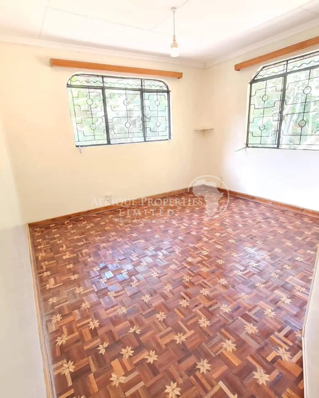 5 bedroom maisonette to let in Runda Image