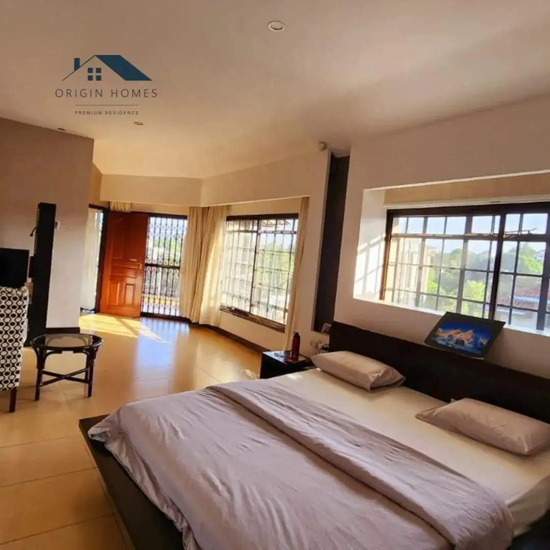 4 Bedroom Penthouse Apartment For Sale in Westlands Image