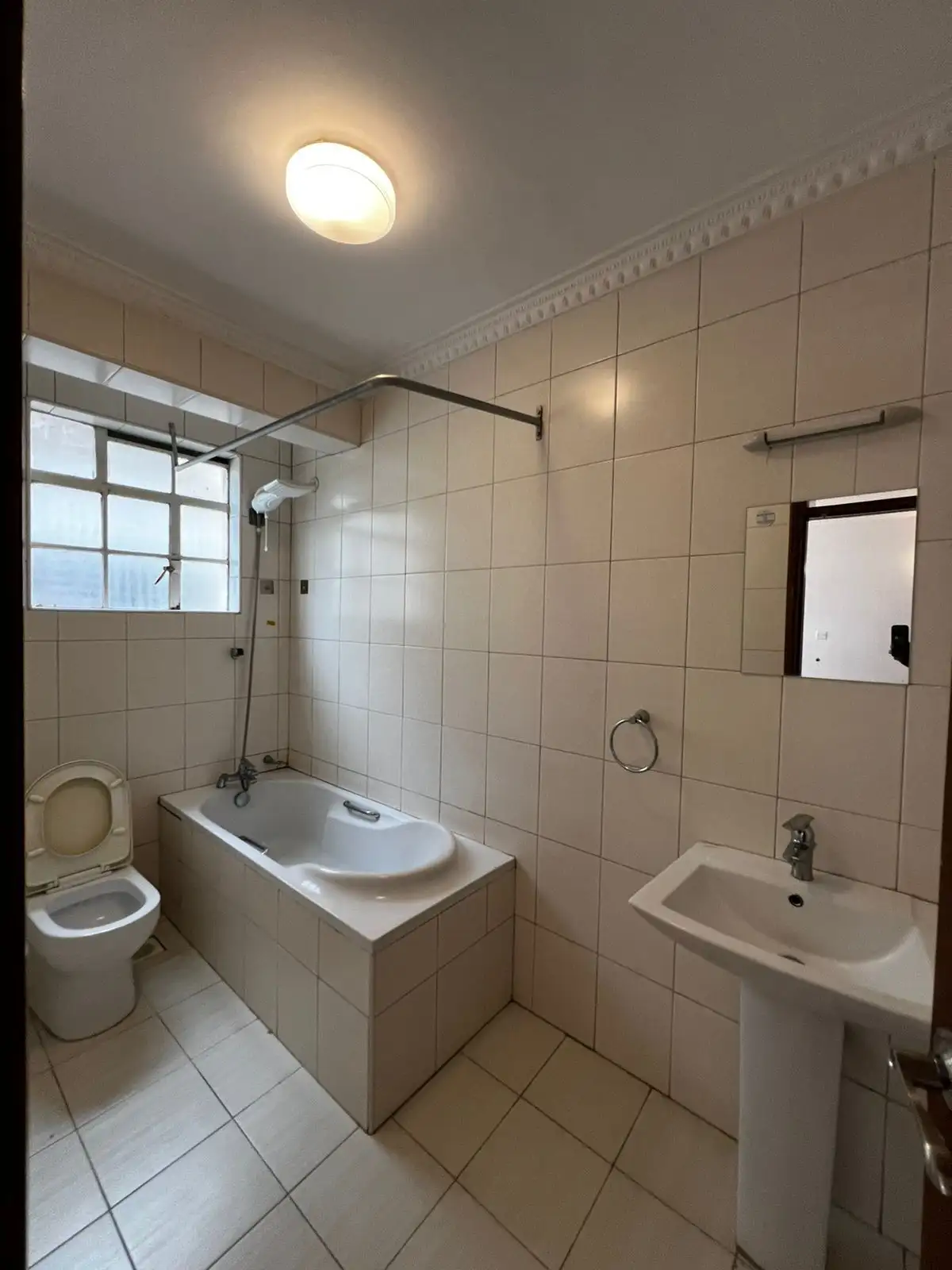 2 Bedroom Apartment To Let in Kileleshwa Image