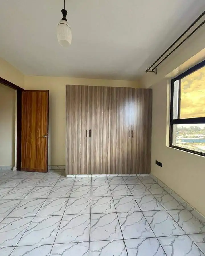 Spacious 2 bedroom apartment to let in Ngong Road Image