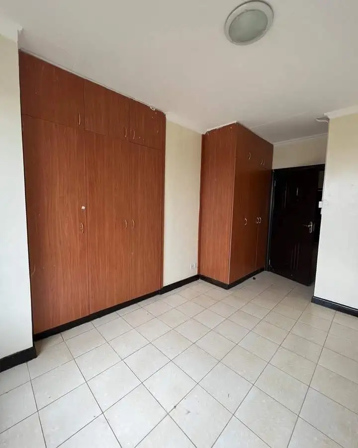 lovely 3 bedroom maisonette plus to let in Syokimau,off Mombasa rd Image