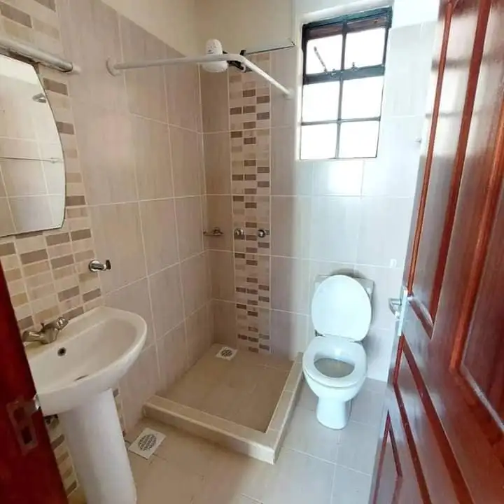 Spacious 3 Bedroom Apartment On Quick Sale in Fourways Junction Estate, Kiambu Road Image