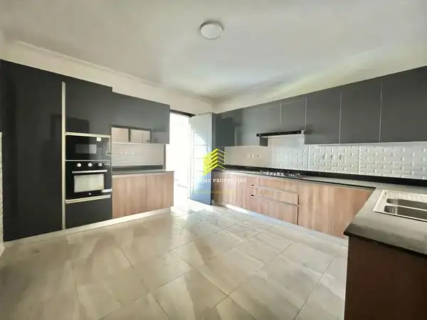 Spacious 4 bedroom Apartment All en-suite + Dsq for sale or rentin Kileleshwa Image