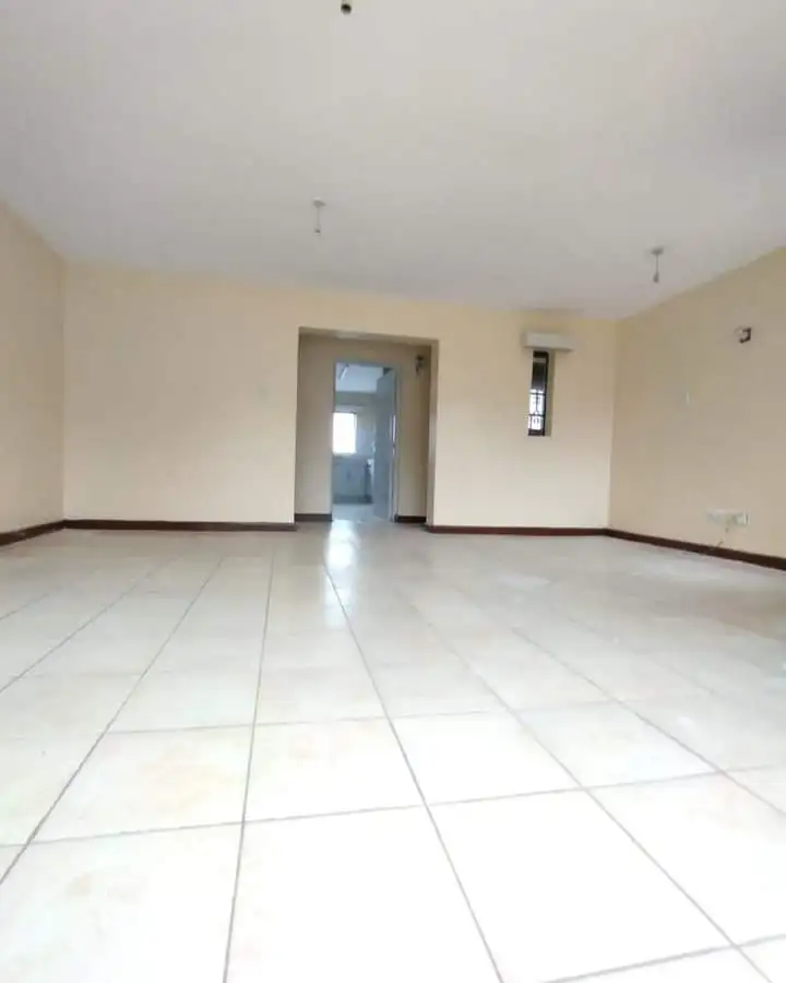 Huge and lovely 3 bedroom apartment to let Madaraka  Image