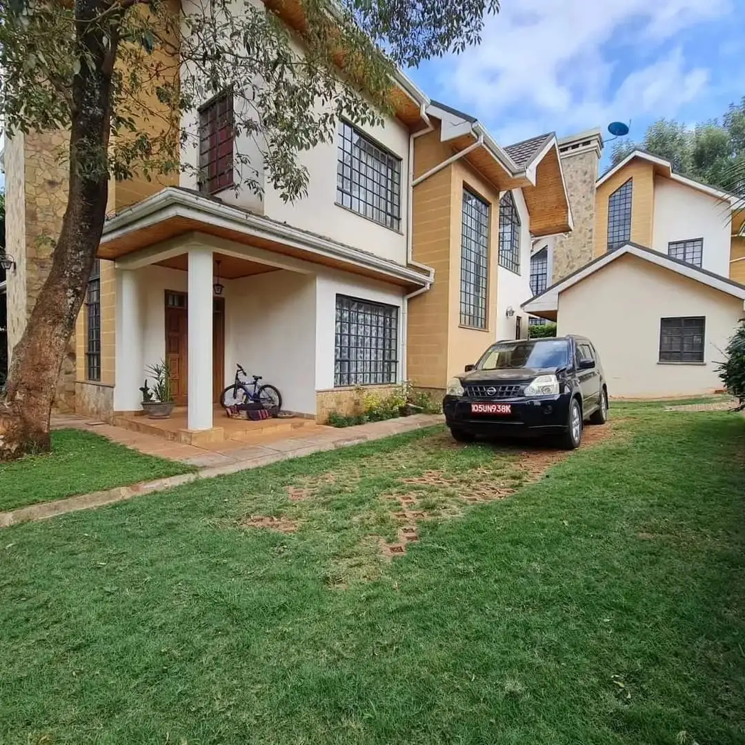 Modern 4 bedroom townhouse plus DSQ for sale along Kiambu Road Image