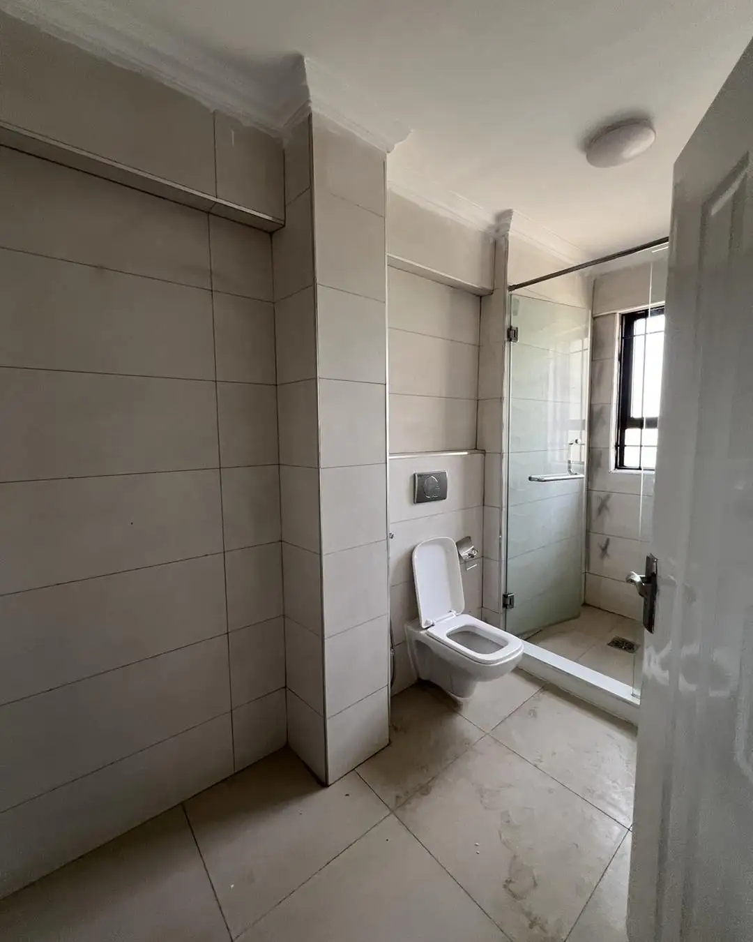 Spacious modern 6 bedroom DUPLEX apartment to let in KILELESHWA Image