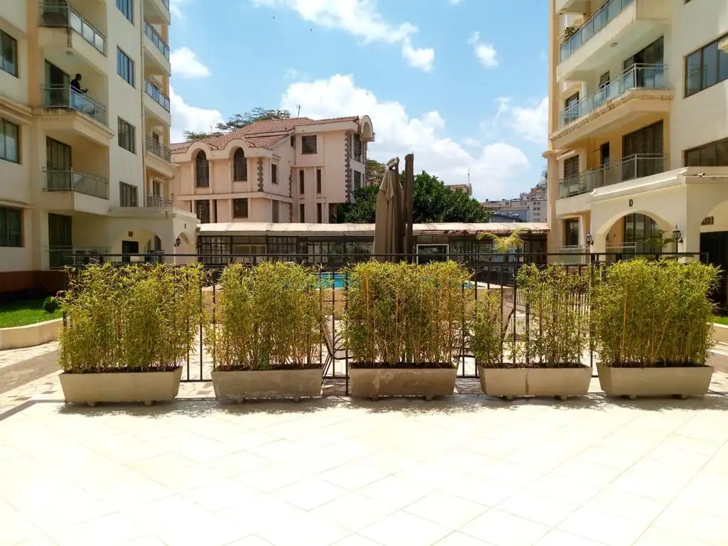 3 bedroom apartment all ensuite for rent in Kilimani Image