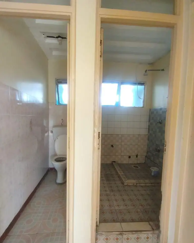 newly renovated 3 bedroom apartment to let in Madaraka Image