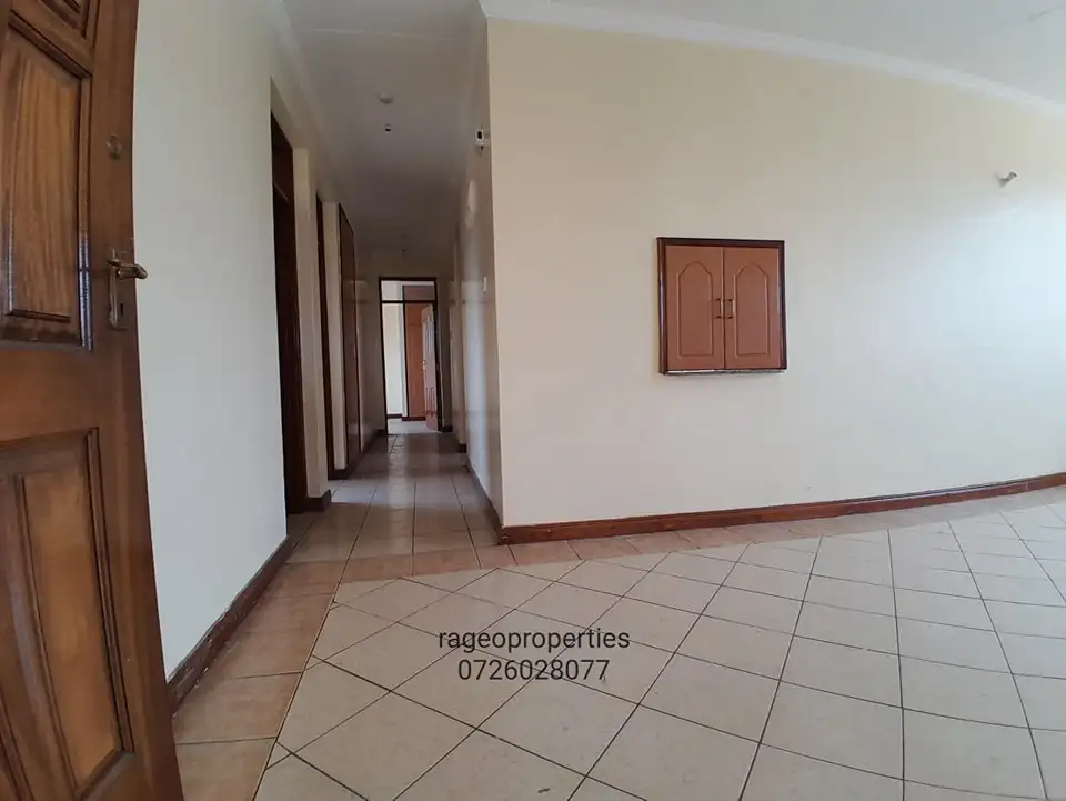 Outstanding 3 Bedroom Apartment For Sale in South C Image