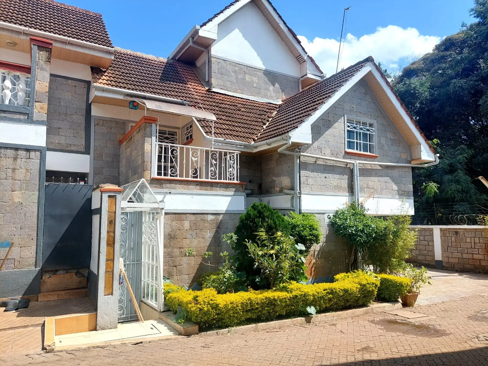 4 bedroom townhouse to let in Kileleshwa Image