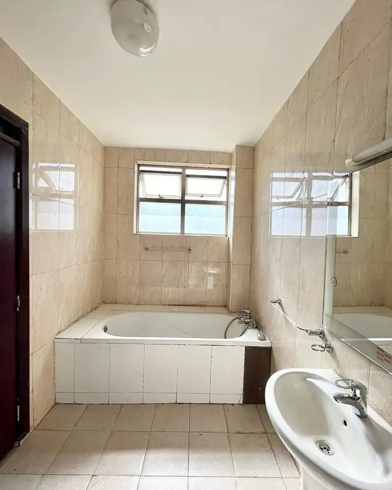 3 bedroom apartment to let in Lavington Image