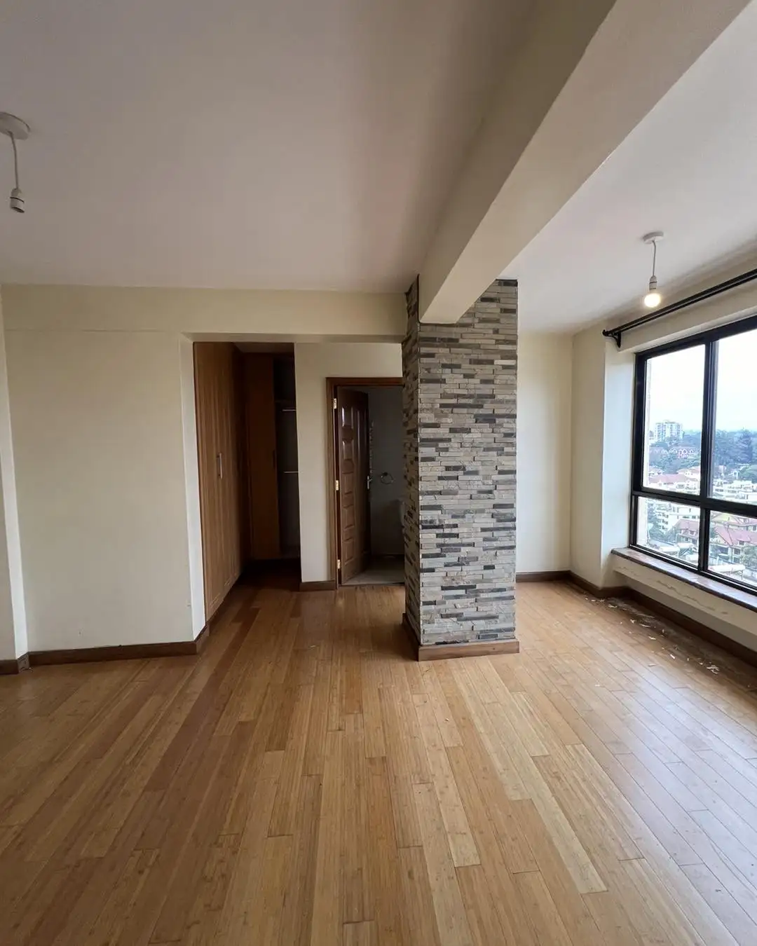 Spacious modern 1 bedroom apartment to let in lavington Image