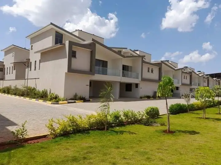 Letting New 4 Bedroom Townhouse plus Dsq Syokimau 100k Image