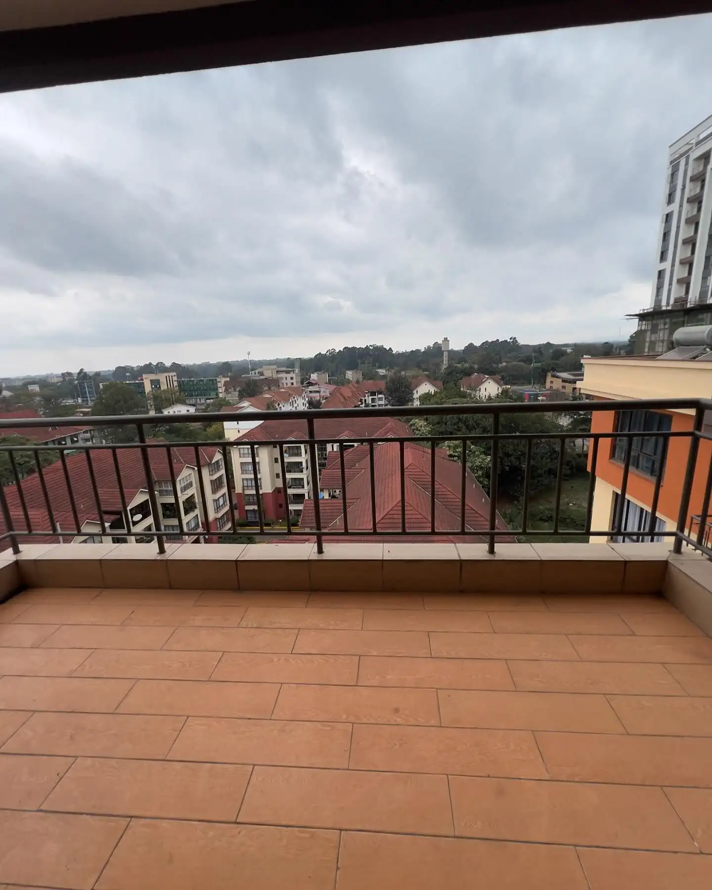 spacious one bedroom apartment to let in Lavington Image