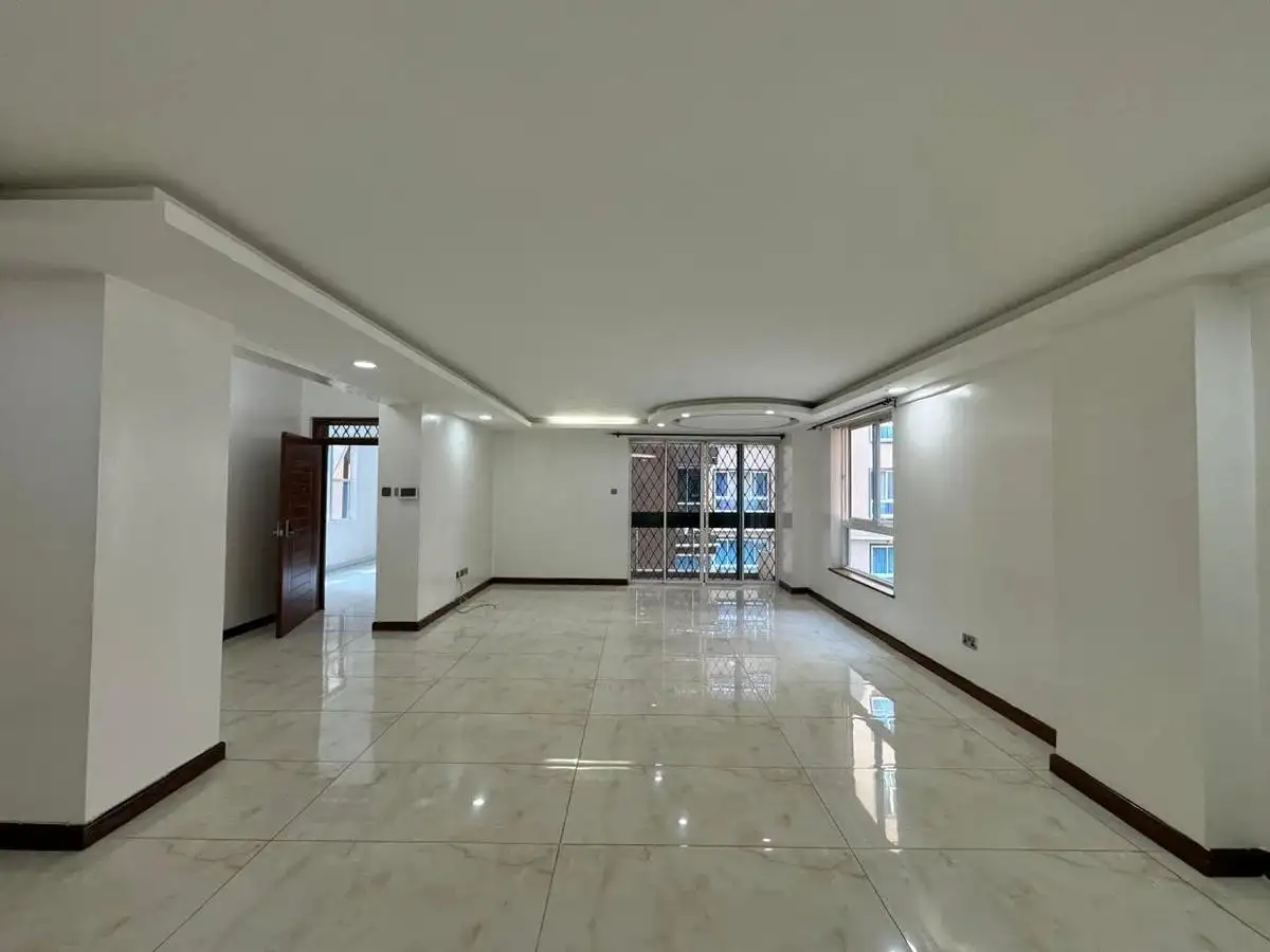 4 bedroom Apartment with a DSQ for rent in Riverside, Westlands Image