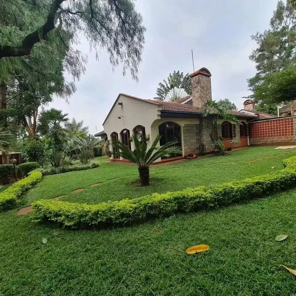 Charming 4 Bedroom Bungalow plus Guestwing For Rent In New Kitisuru Image