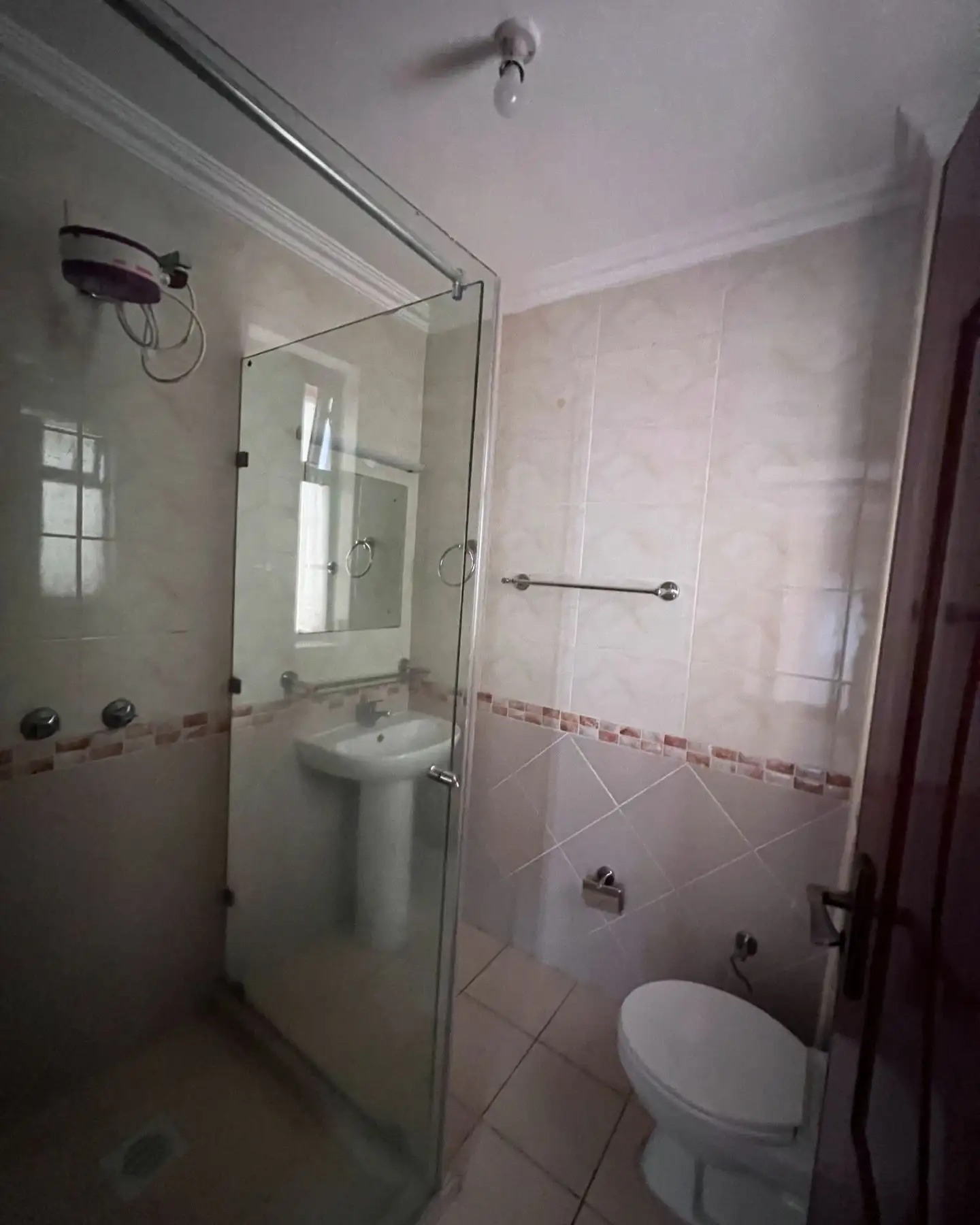 3 bedroom apartment to let in Lavington Image