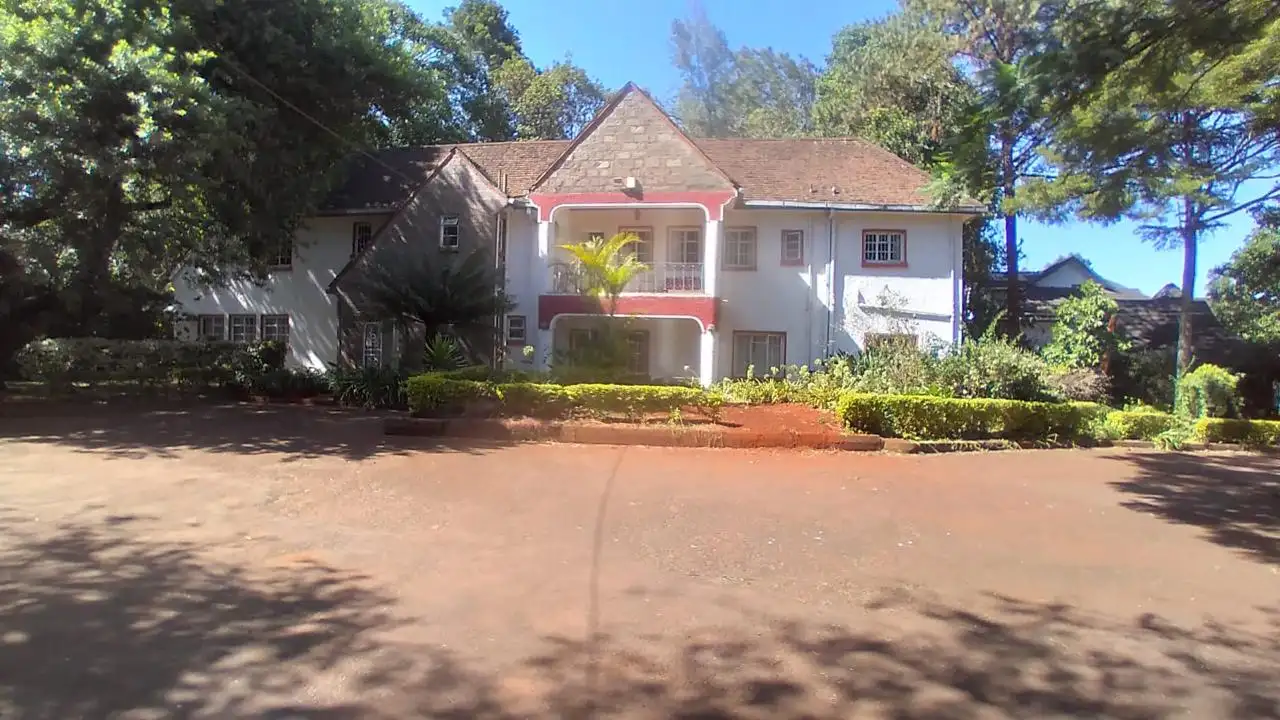 0.5 Acres Plot with an old maisonette for Sale in Loresho Image