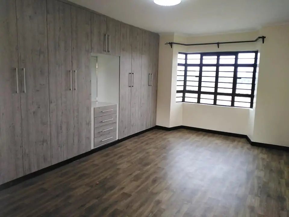 3 bedroom to let in kasarani Image