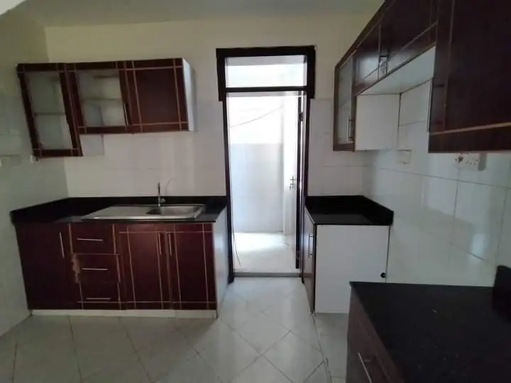 3 bedroom apartment to let in south b Image