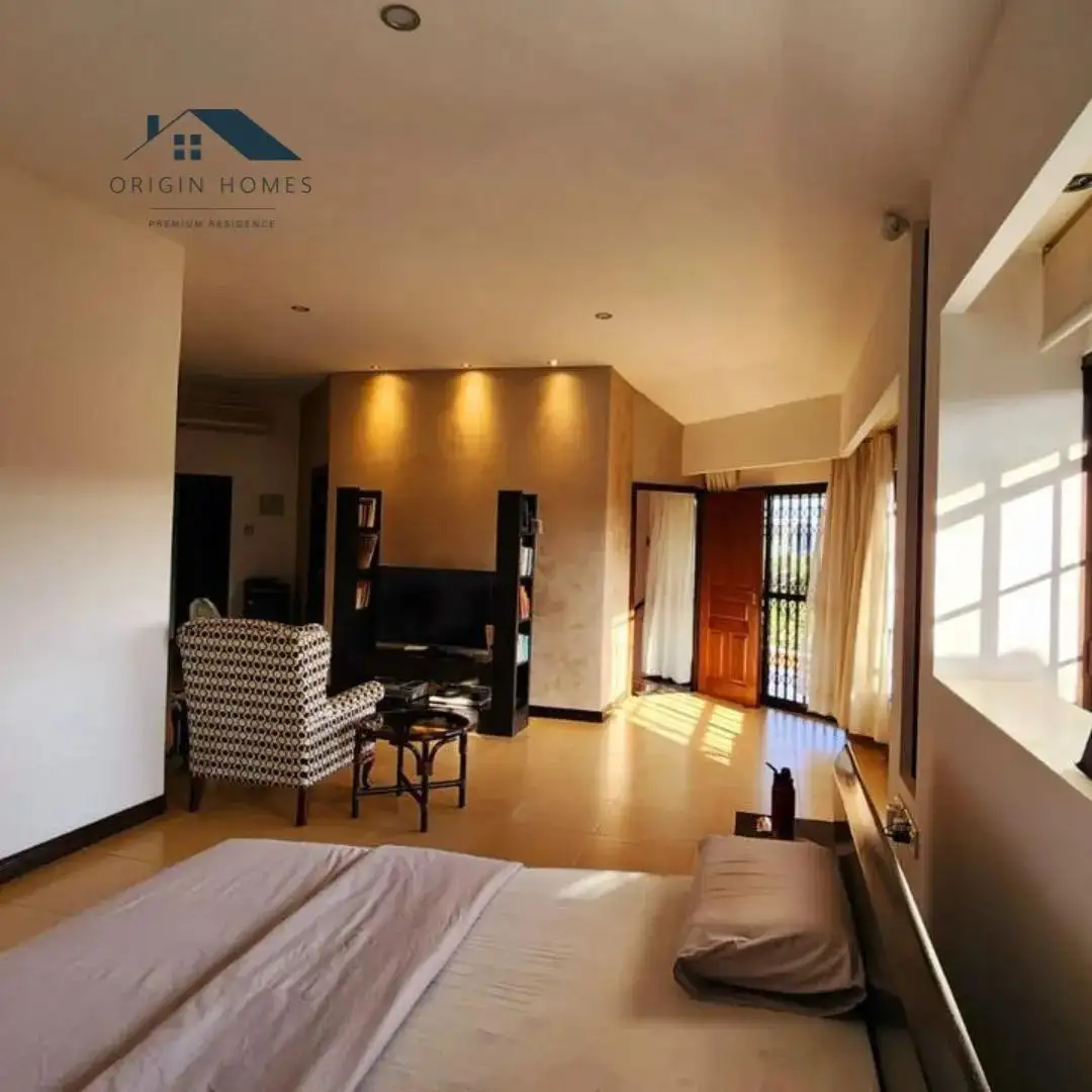 4 Bedroom Penthouse Apartment For Sale in Westlands Image