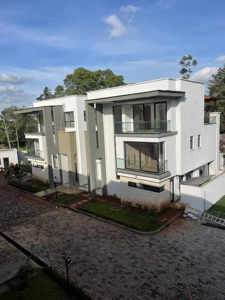 4 bedroom townhouse for sale in Lavington Image